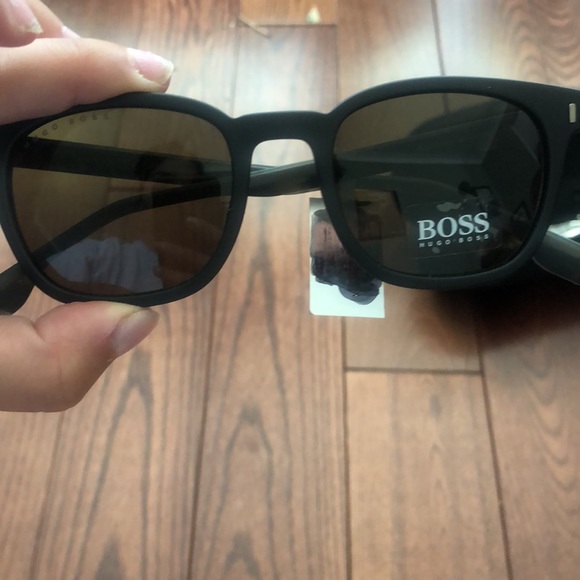 BOSS sunglasses - Picture 3 of 6